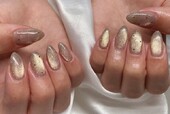 「ハンド ライトコース」キラキラのフラッシュマグネットが華やかにしてくれます！|Nail Salon Linda