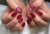 「ハンド マグネット・ワンカラー」鮮やかな赤色のマグネットで存在感が抜群です！|Nail Salon Linda