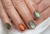 「ハンド マグネット・ワンカラー」差し色で違うカラーのマグネットを入れています！|Nail Salon Linda
