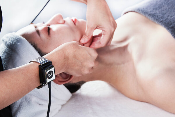 FACE＆BODY【次世代高周波機器】WINBACK4|エステサロン・エルミサージュ