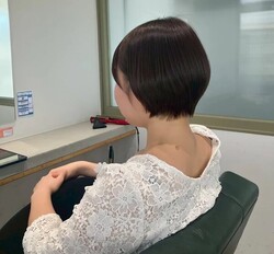 丸みシルエットのショート|naked 2nd