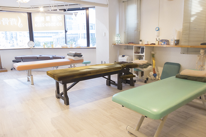 背骨labo汐留整体院 | 新橋のリラクゼーション