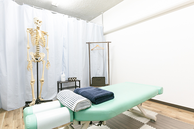 はたやま カイロプラクティック | 新大阪のリラクゼーション