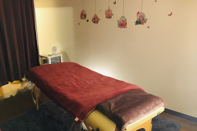 プライベートサロン Clematis 池袋店 ～オールハンド・痩身～ | 池袋のエステサロン