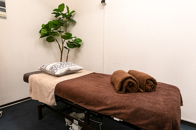 東梅田カイロプラクティック整体院 | 梅田のリラクゼーション