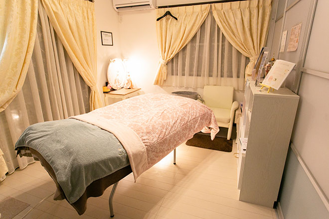 隠れ家エステ charis | 姫路のリラクゼーション