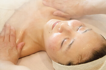 アトリエ トゥルー・ハピネス | 川崎のエステサロン