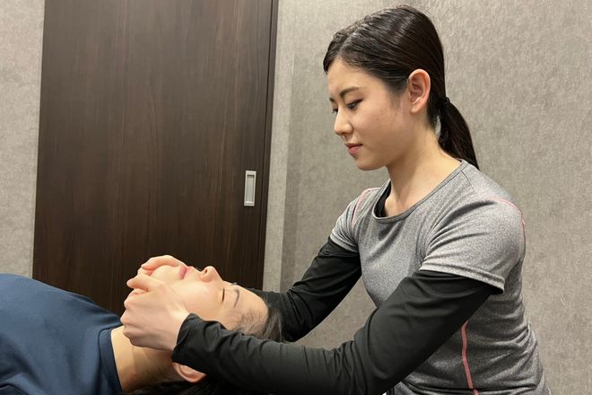 【小顔・姿勢・骨盤矯正・美脚】ヴィオーデ美容整体サロン 新宿店 | 新宿のリラクゼーション 【小顔・姿勢・骨盤矯正・美脚】ヴィオーデ美容整体サロン 新宿店 | 新宿のリラクゼーション