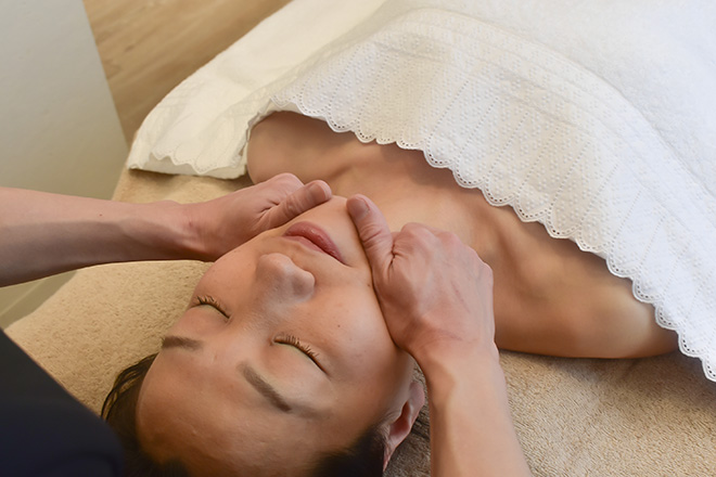 小顔&若返り スタジオ・サン | 横浜のリラクゼーション