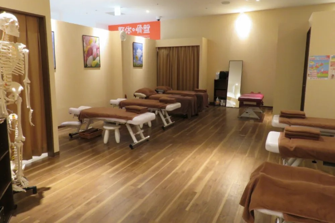 カラダファクトリー 新宿マルイ本館店 | 新宿のリラクゼーション