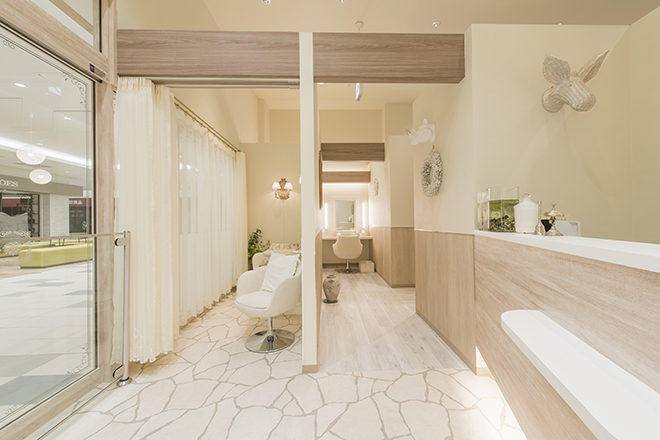 クリニカルエステ/イーズ ららぽーと湘南平塚店 | 平塚のエステサロン