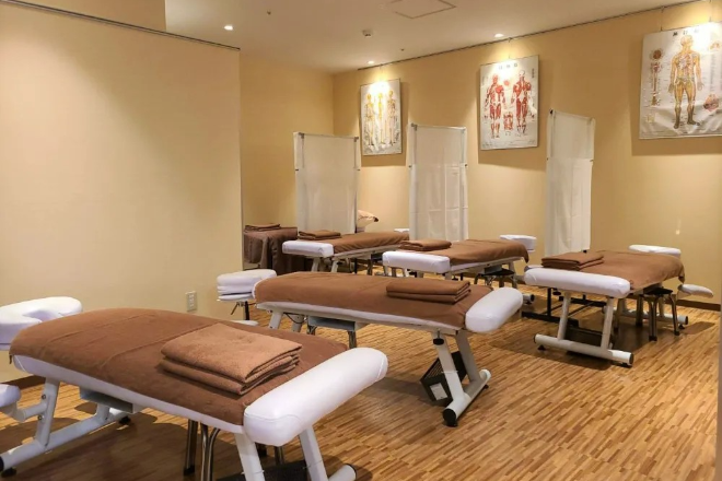 カラダファクトリー 京急上大岡店 | 上大岡のリラクゼーション