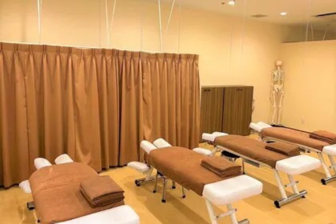 カラダファクトリー ラソラ川西店 | 川西のリラクゼーション カラダファクトリー ラソラ川西店 | 川西のリラクゼーション