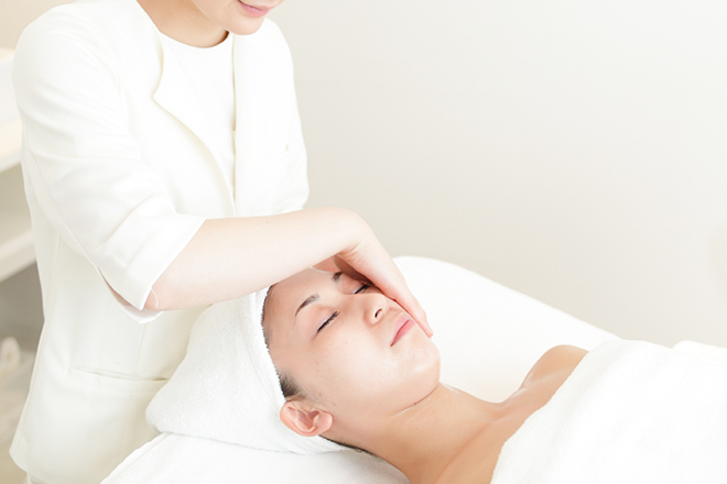 クリニカルエステ/イーズ リバーウォーク北九州デコシティ店 | 北九州のエステサロン