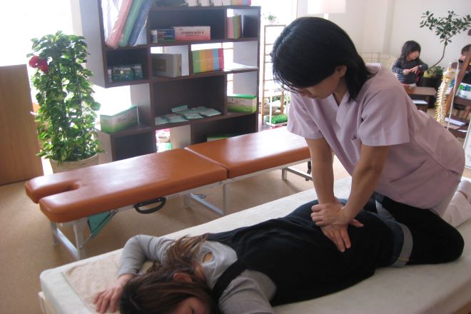 カイロプラクティックぱーす | 白山のエステサロン