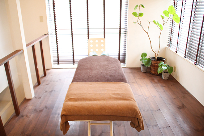 フェイシャル&ボディケア 花と月 | 中目黒のエステサロン