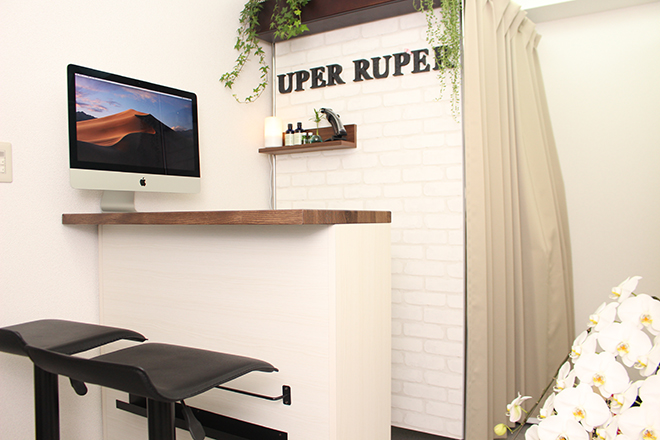 Mens脱毛 UperRuper | 新宿のリラクゼーション