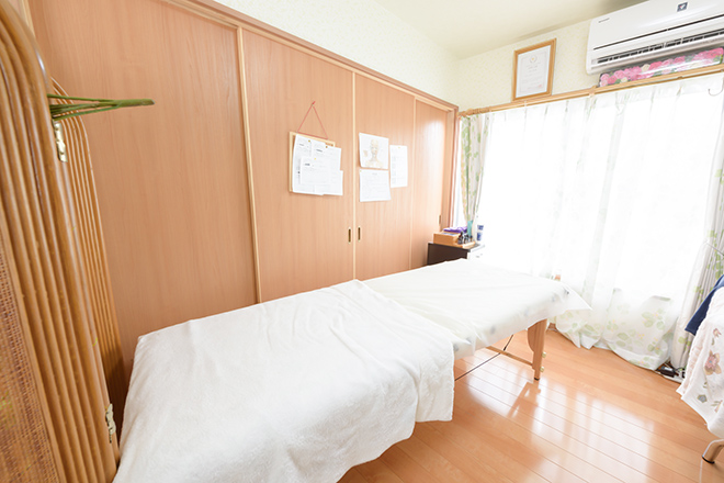 Pecola | 光のエステサロン