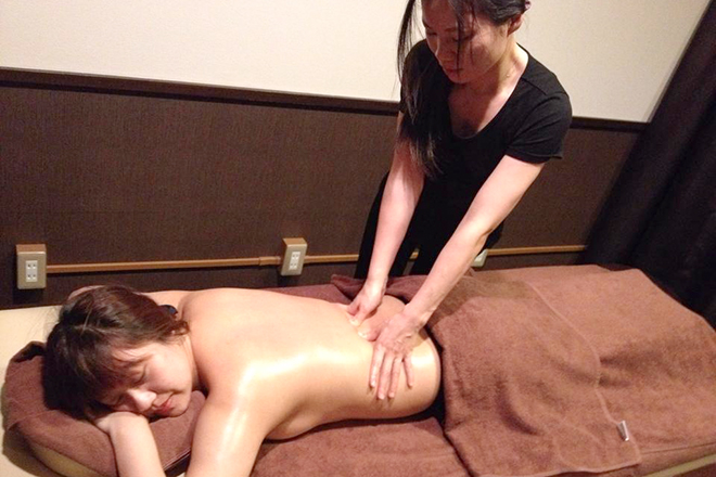 こり道楽 ~難波・道頓堀「本格安」マッサージ三昧~ | なんばのリラクゼーション