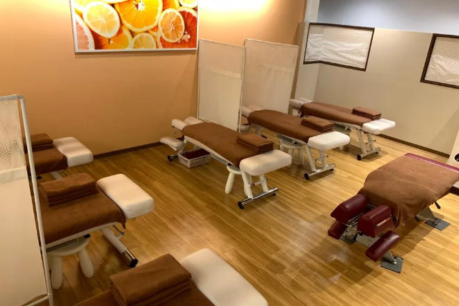 カラダファクトリー LINKS UMEDA店 | 梅田のリラクゼーション