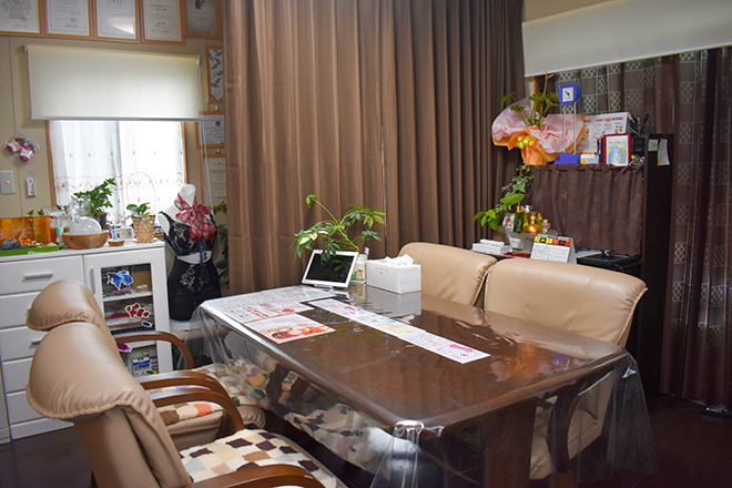 山野愛子どろんこ美容 泥&琥珀サロン Beauty School | 福山のエステサロン