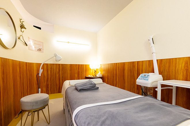 美容鍼灸サロン Deer | 大通のエステサロン