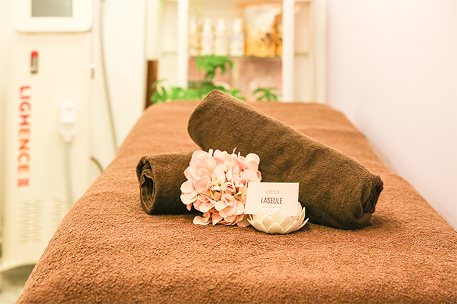 private salon LASEULE | 堺のリラクゼーション