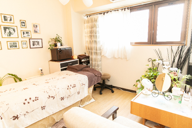 natural salon ラ ルーチェ | 高槻のエステサロン natural salon ラ ルーチェ | 高槻のエステサロン