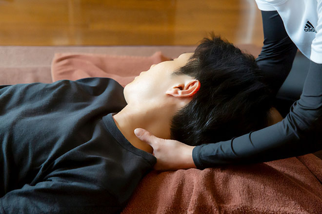 深部リンパマッサージ 指圧 足つぼ ストレッチ Rakuma | 岸和田のリラクゼーション