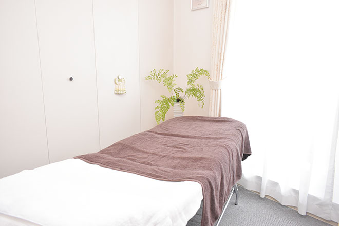 特殊リフトアップで顔筋を形状記憶するFace Up Line | 西宮のエステサロン 特殊リフトアップで顔筋を形状記憶するFace Up Line | 西宮のエステサロン