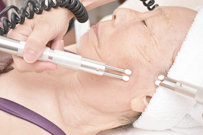 特殊リフトアップで顔筋を形状記憶するFace Up Line | 西宮のエステサロン 特殊リフトアップで顔筋を形状記憶するFace Up Line | 西宮のエステサロン