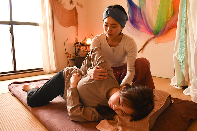 子宮ケアサロン よにの音 | 天満橋/谷町四丁目のリラクゼーション 子宮ケアサロン よにの音 | 天満橋/谷町四丁目のリラクゼーション
