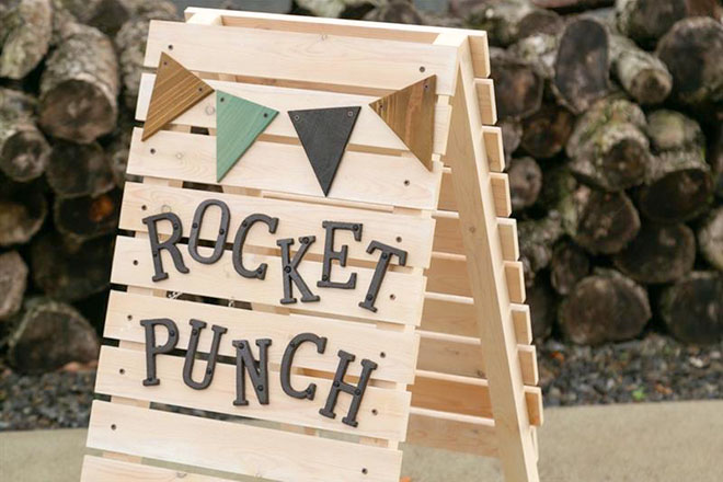 ドライヘッドスパサロン ロケットパンチ! | 大竹のリラクゼーション