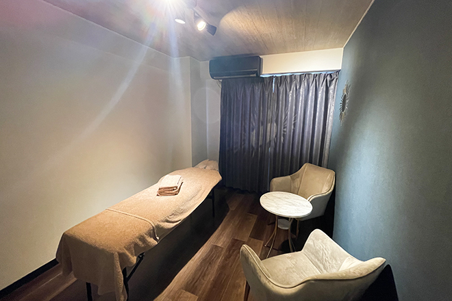 Private salon stroke therapy | 御器所のリラクゼーション Private salon stroke therapy | 御器所のリラクゼーション