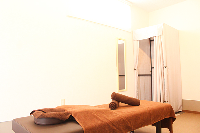 腰痛整体 猫の手 | 十和田のリラクゼーション