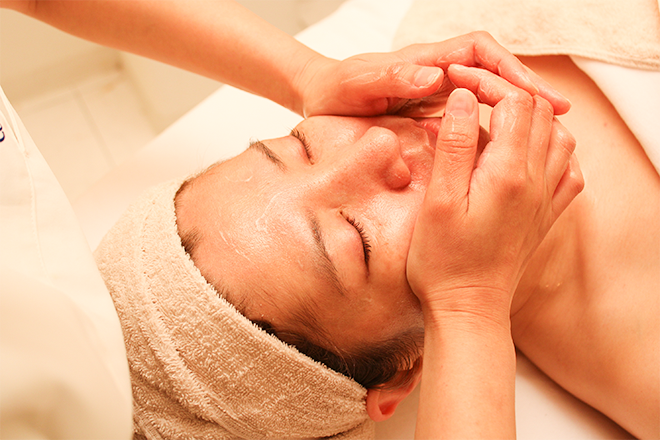 サロン ド フルベール豊橋駅前大通り店 | 豊橋のエステサロン