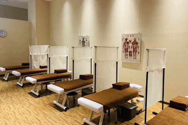 カラダファクトリー 立川髙島屋S.C.店 | 立川のリラクゼーション