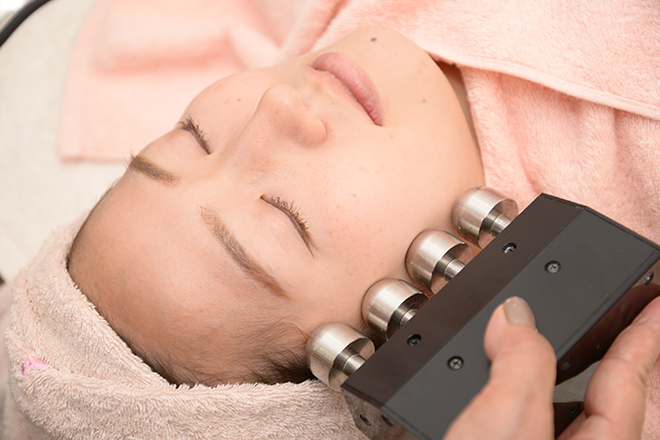 毛穴ケア&美肌脱毛サロン mana | 尼崎のエステサロン 毛穴ケア&美肌脱毛サロン mana | 尼崎のエステサロン