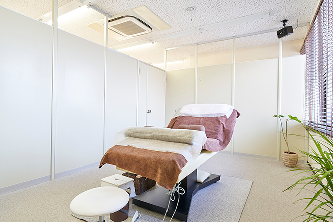 フットケアサロン ローズ･ルーエ | 氷見のリラクゼーション