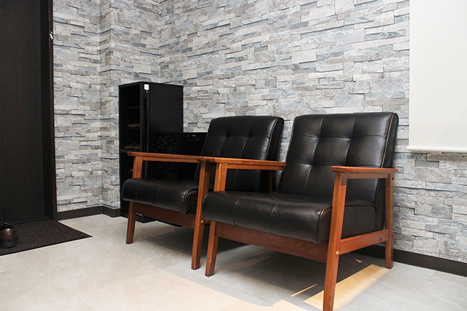 背乗り文鳥 新橋店 | 新橋のリラクゼーション