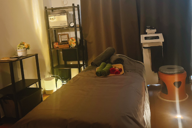 本格整体リンパ太陽と月&Ge黄土よもぎ蒸しアロマ Coco natura Spa Chill ～チル～ | 千葉のリラクゼーション