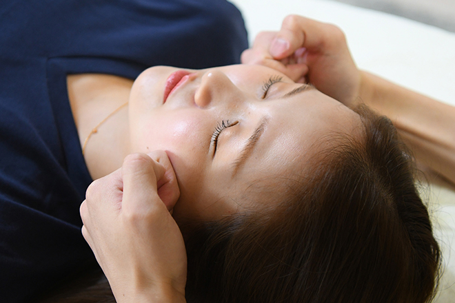 小顔矯正・顔の歪み専門サロン Face studio-SILK- | 越谷のエステサロン 小顔矯正・顔の歪み専門サロン Face studio-SILK- | 越谷のエステサロン