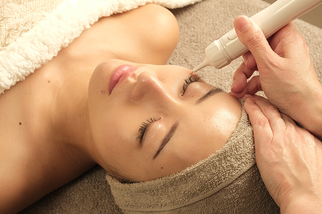 目元ケア専門エステサロンLumiere ルミエール | 天満橋/谷町四丁目のエステサロン 目元ケア専門エステサロンLumiere ルミエール | 天満橋/谷町四丁目のエステサロン