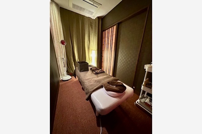 はり・きゅうlaugh 江戸遊宇都宮インターパーク院 | 宇都宮のリラクゼーション はり・きゅうlaugh 江戸遊宇都宮インターパーク院 | 宇都宮のリラクゼーション