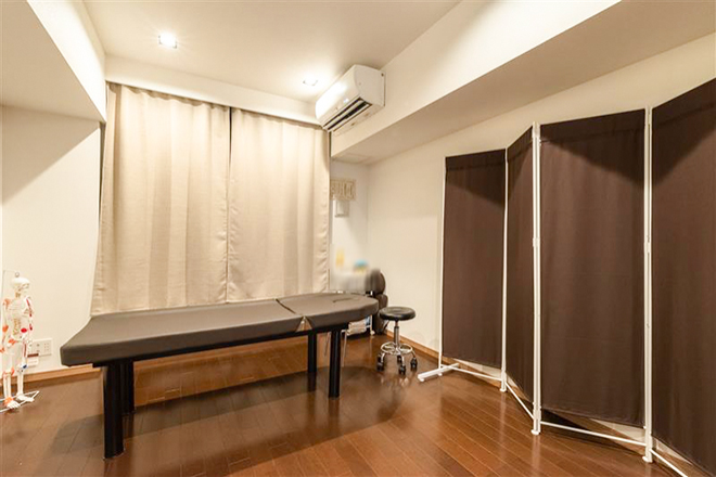 慢性痛治療院ARAI 東銀座 | 銀座のリラクゼーション