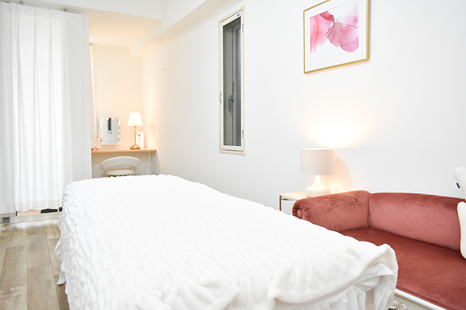 たるみ引き上げ専門立体小顔サロンshiAwase | 本町のエステサロン たるみ引き上げ専門立体小顔サロンshiAwase | 本町のエステサロン