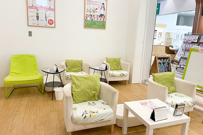 カラダ整体メンテナンス Rebone【リボーン】 ららぽーと柏の葉店 | 柏のリラクゼーション カラダ整体メンテナンス Rebone【リボーン】 ららぽーと柏の葉店 | 柏のリラクゼーション