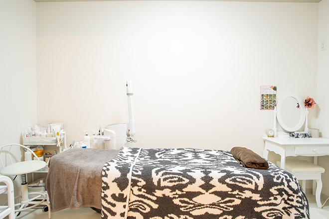 Salon Uruha【韓国肌改善サロン】 | 岡崎のエステサロン