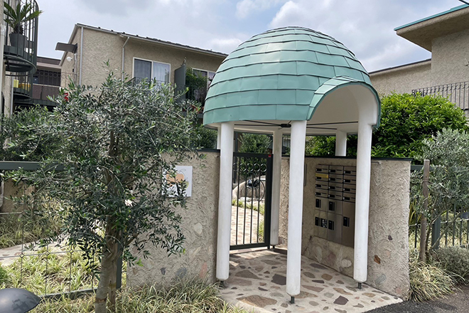 Niconail よもぎ蒸しサロン | 千歳烏山のリラクゼーション