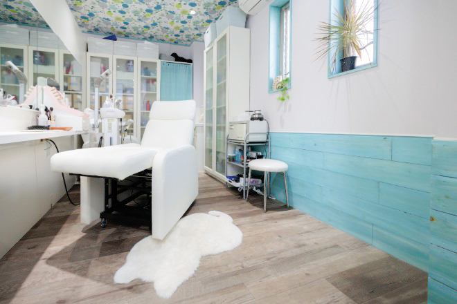 白ねこ化粧品店 | 高松のエステサロン 白ねこ化粧品店 | 高松のエステサロン